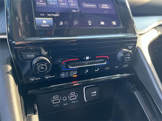 Used 2023 Jeep Grand Cherokee Laredo image 20