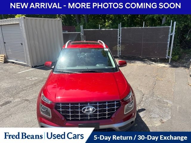 Certified 2023 Hyundai Venue SEL w/ Cargo Package FWD video 2