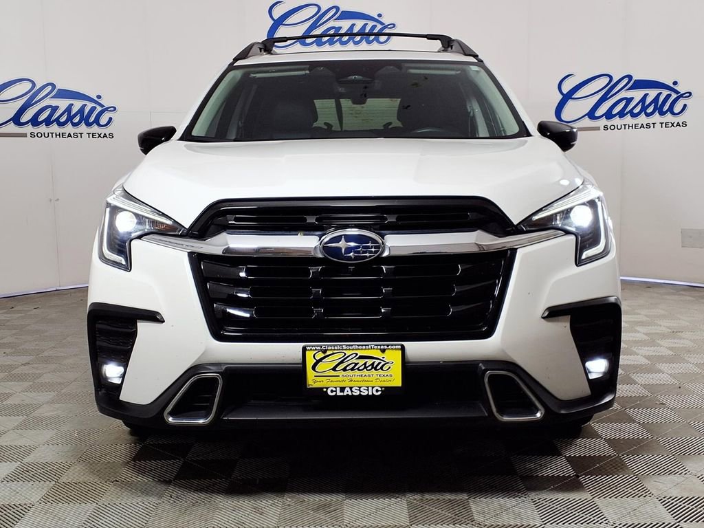 Used 2024 Subaru Ascent Touring image 3