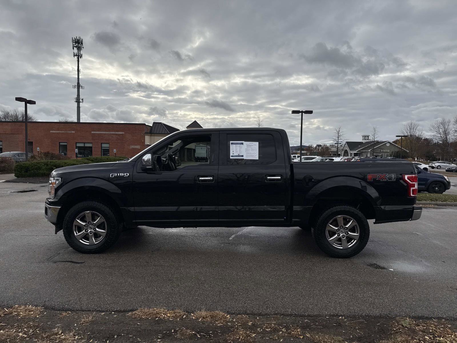 Used 2018 Ford F150 XLT w/ Equipment Group 302A Luxury image 8