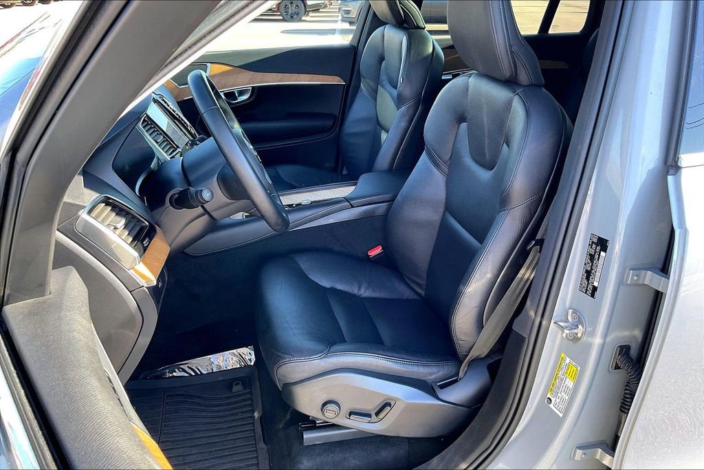 Used 2024 Volvo XC90 B6 Plus w/ Protection Package Premier image 25