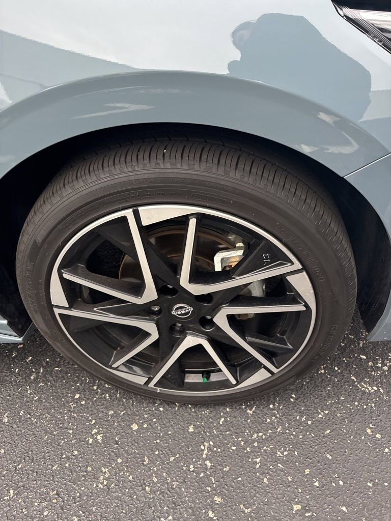 Used 2025 Nissan Sentra SR image 10