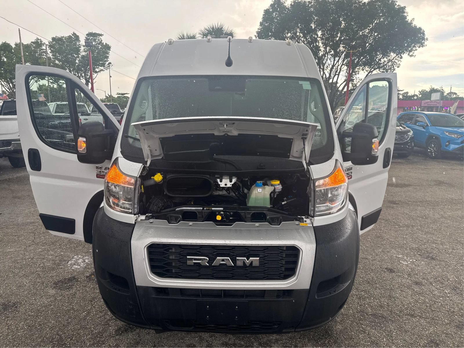Used 2022 RAM ProMaster 3500 FWD image 11