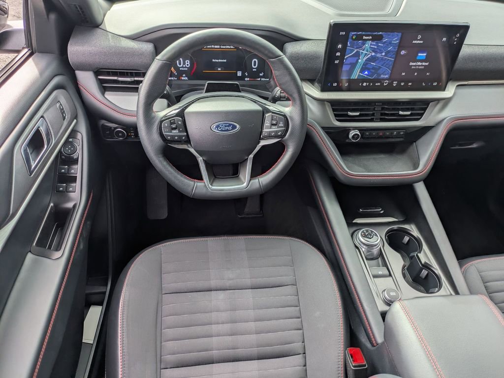 Used 2025 Ford Explorer ST-Line w/ ST-Line Street Pack image 25