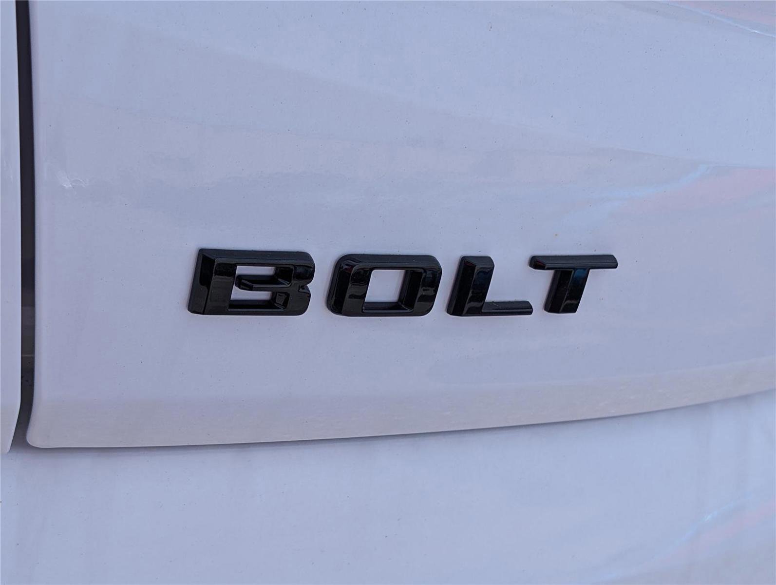 New 2027 Chevrolet Bolt LT w/ Comfort Package FWD image 5