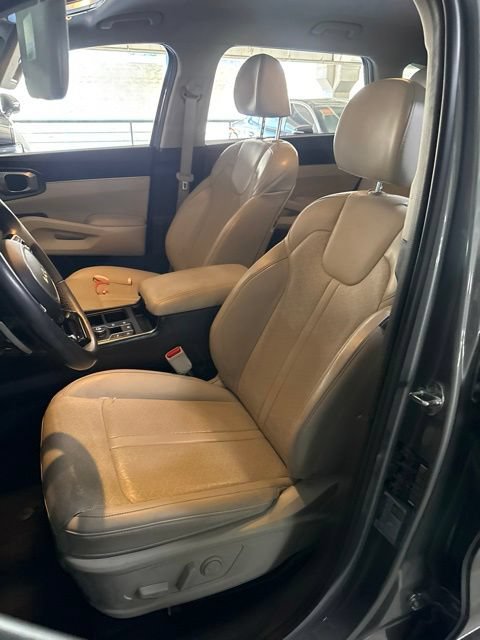 Certified 2023 Kia Sorento EX FWD image 6
