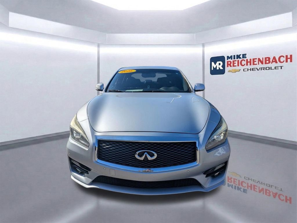 Used 2016 INFINITI Q70 3.7 w/ Sport Package RWD image 9