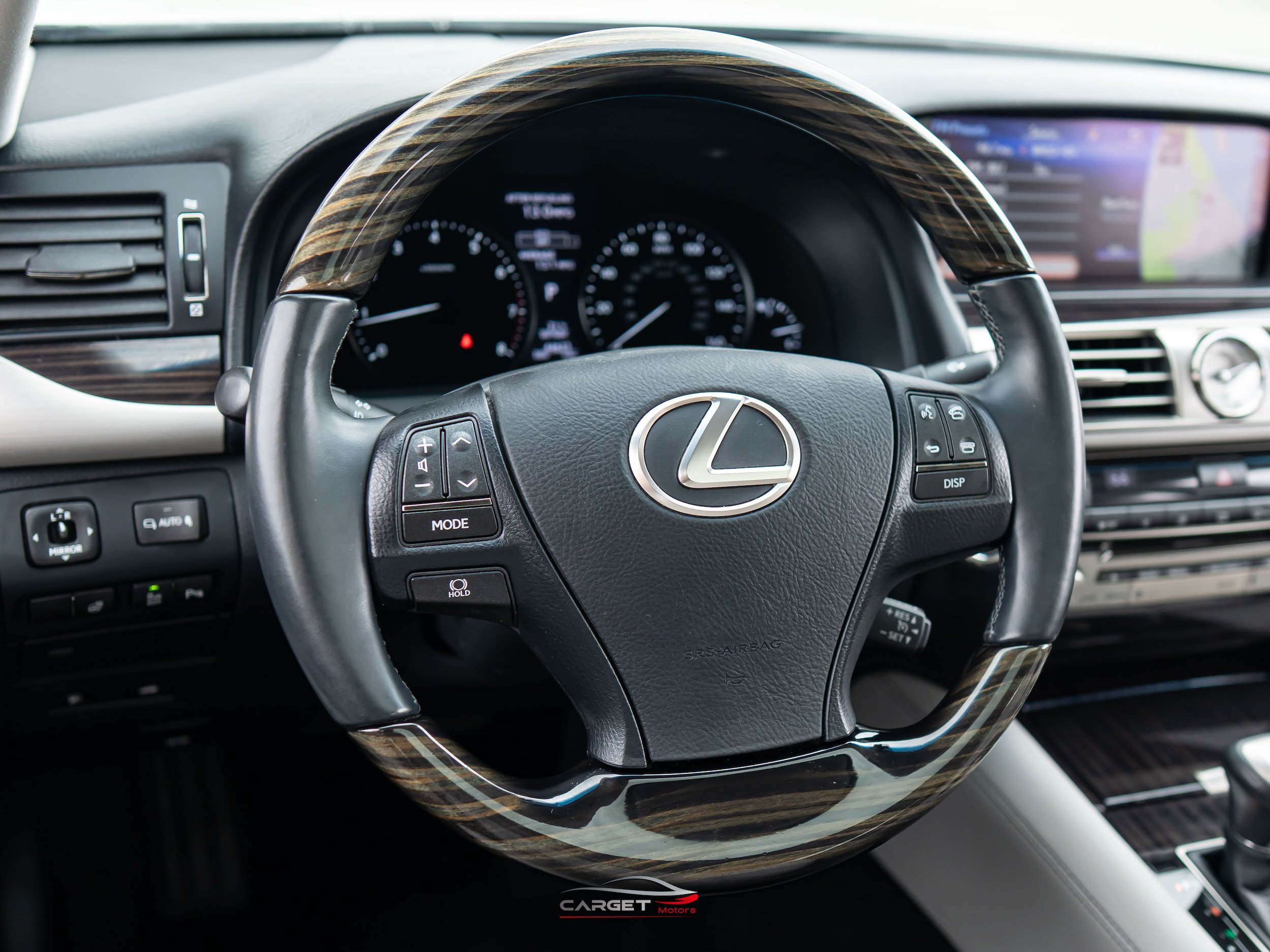 Used 2016 Lexus LS 460 AWD w/ Comfort Package image 24