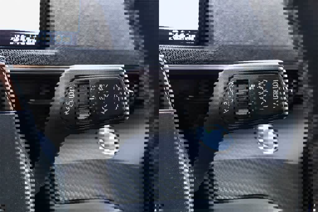 Used 2023 Ford Mustang Mach-E Premium image 23