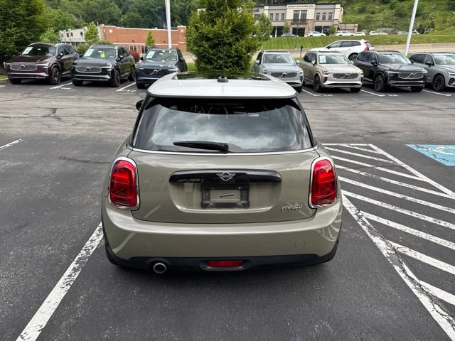 Used 2019 MINI Cooper 2-Door Hardtop w/ Storage Package FWD image 4