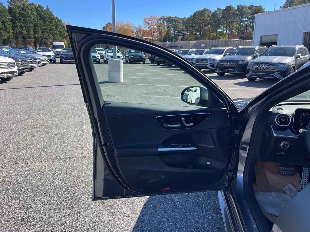New 2026 Mercedes-Benz C 300 4MATIC Sedan image 21