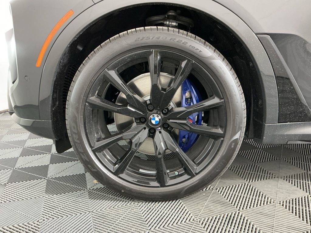New 2026 BMW X7 xDrive40i w/ M Sport Package AWD/4WD image 38