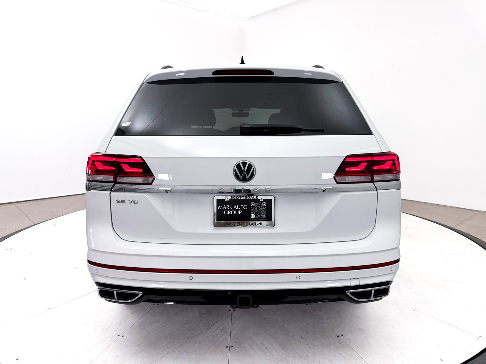 Used 2021 Volkswagen Atlas SE w/ Towing Package FWD image 15