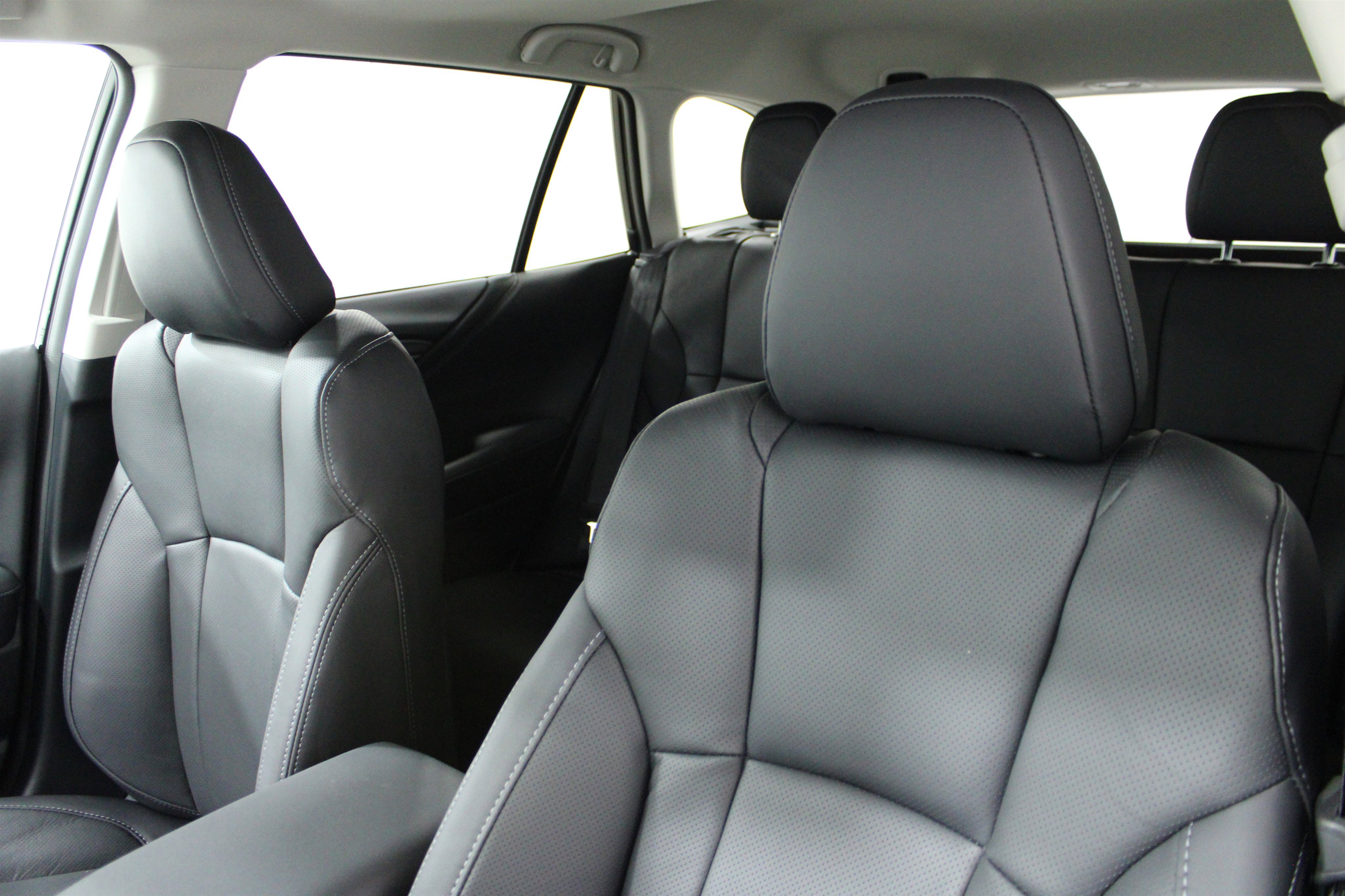 New 2025 Subaru Outback Touring image 8