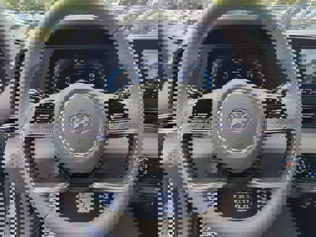 New 2026 Hyundai Elantra Sport image 23