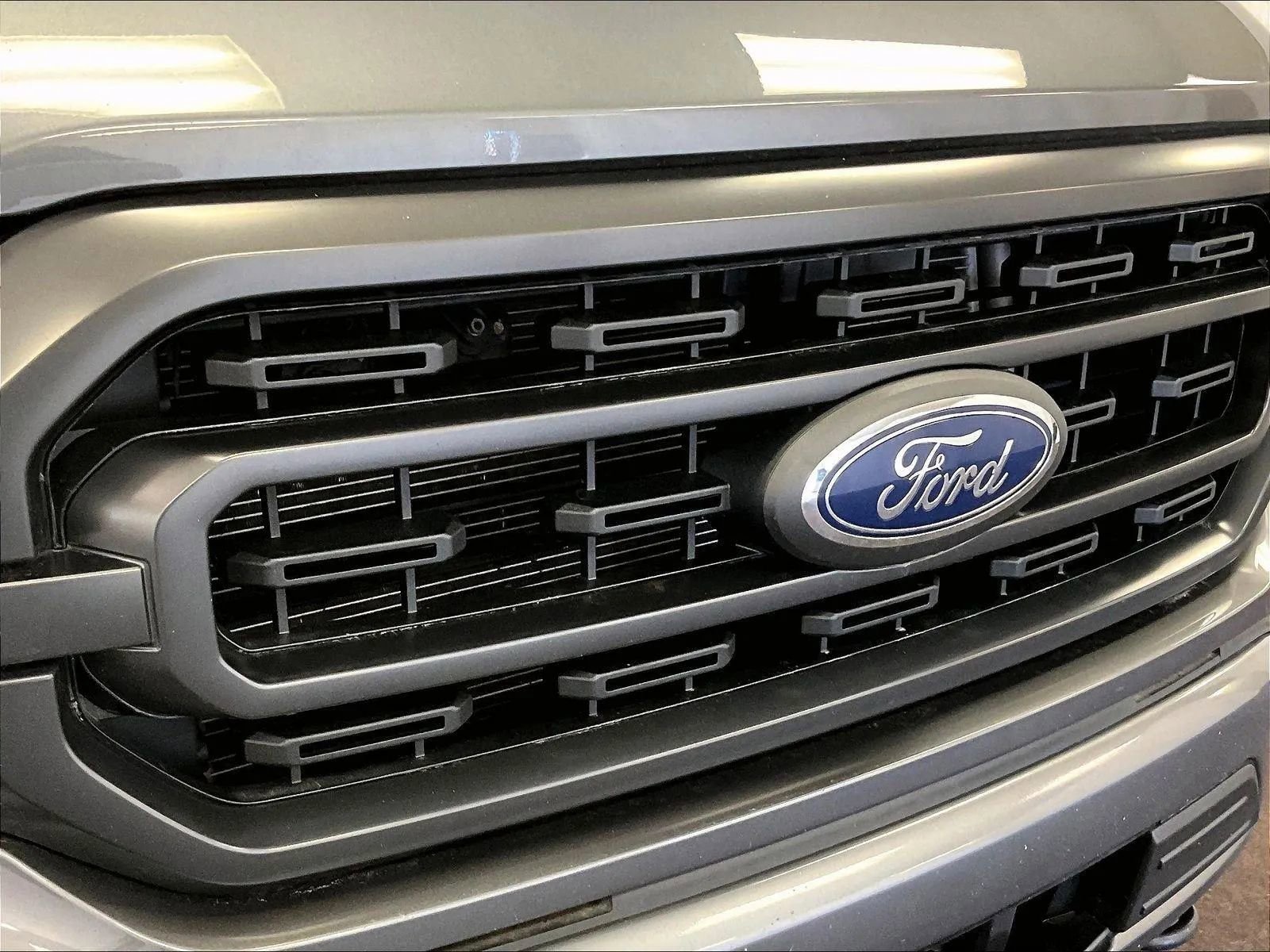 Certified 2022 Ford F150 XLT w/ Equipment Group 302A High image 29