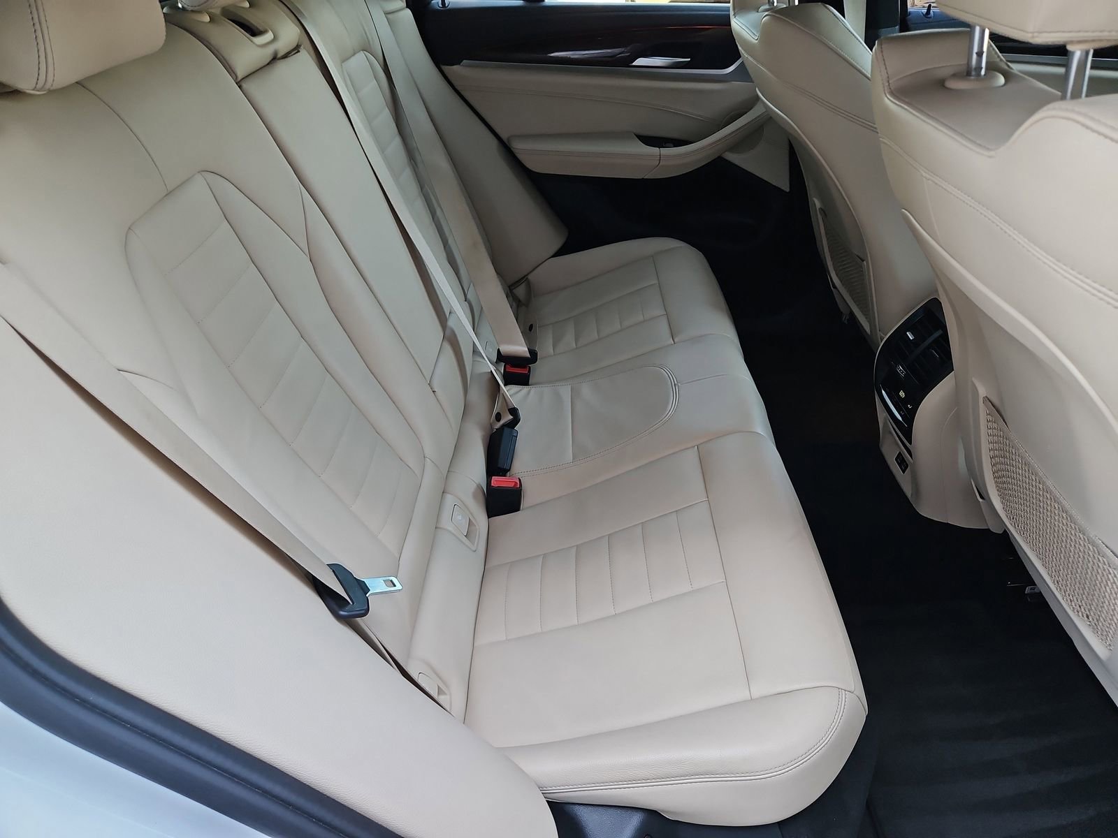 Used 2021 BMW X4 M40i w/ Executive Package image 21