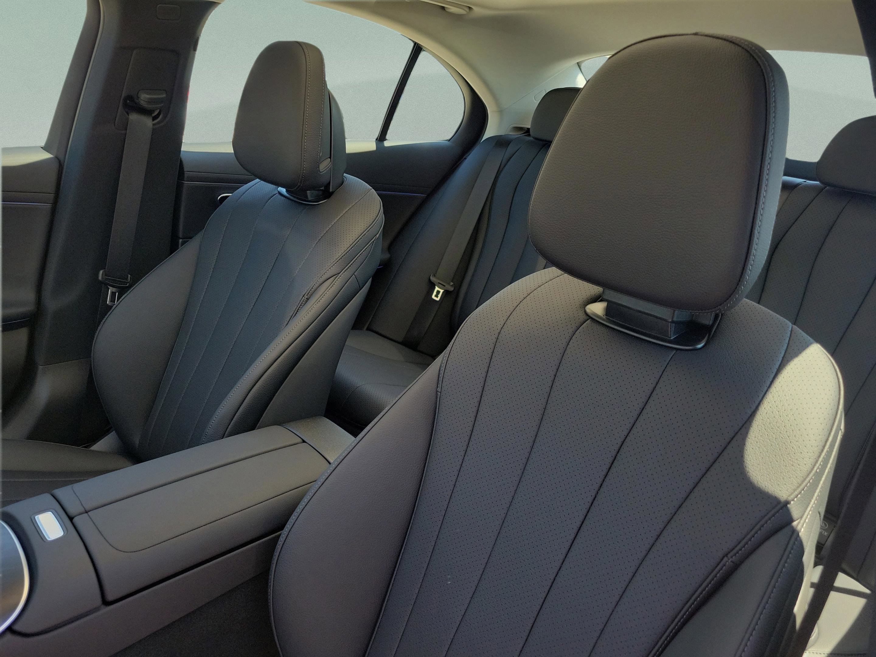 New 2026 Mercedes-Benz E 350 Sedan image 18