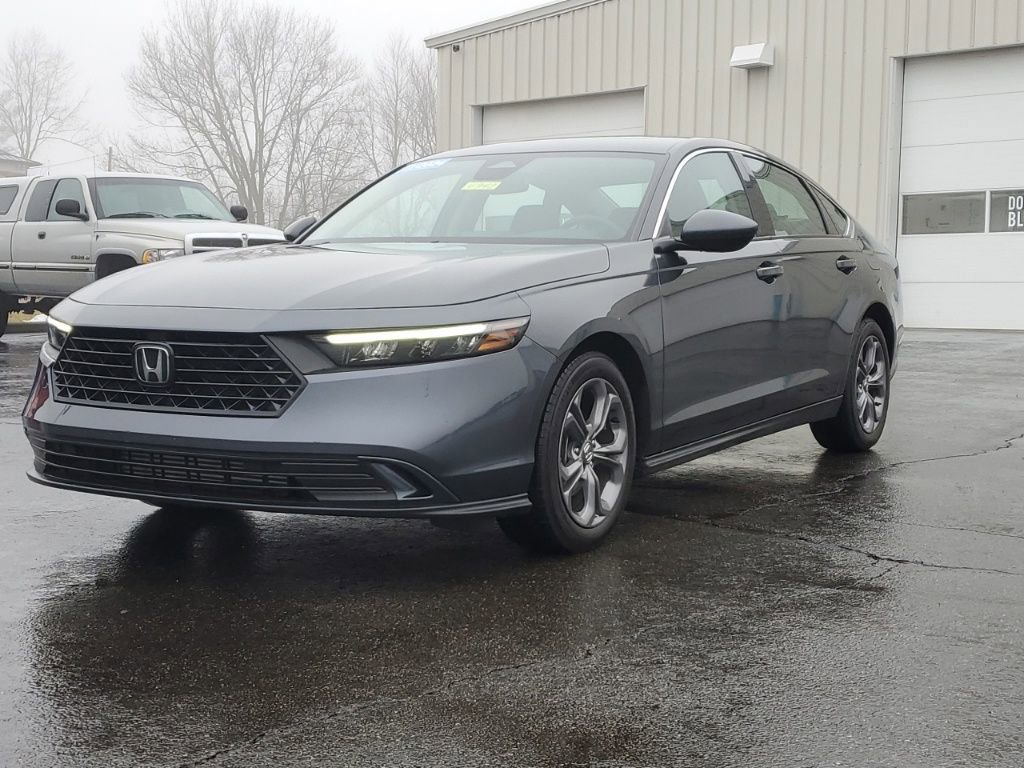 Certified 2024 Honda Accord EX image 3