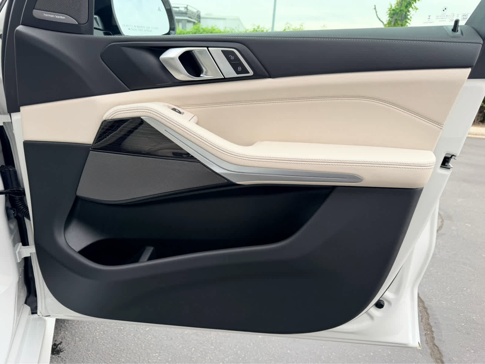 New 2026 BMW X5 xDrive40i w/ Executive Package image 22