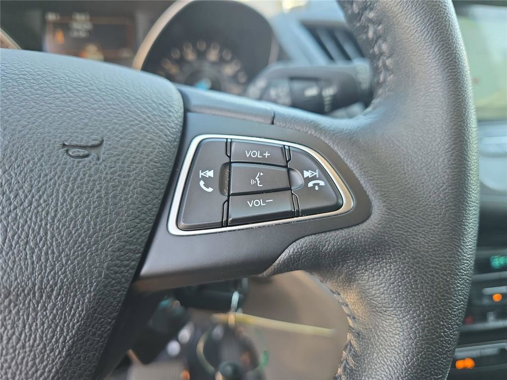 Used 2018 Ford Escape SEL image 23