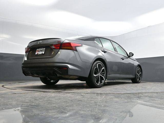 Used 2023 Nissan Altima 2.5 SR image 44