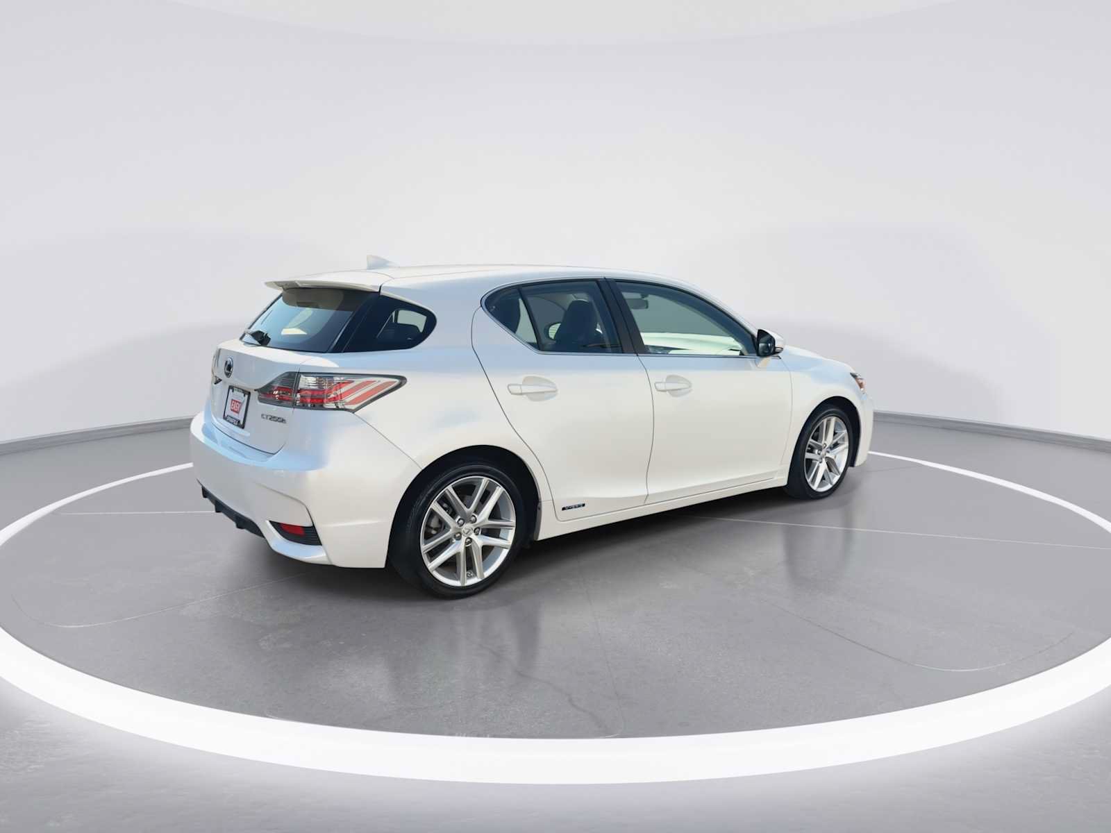 Used 2015 Lexus CT 200h FWD image 8
