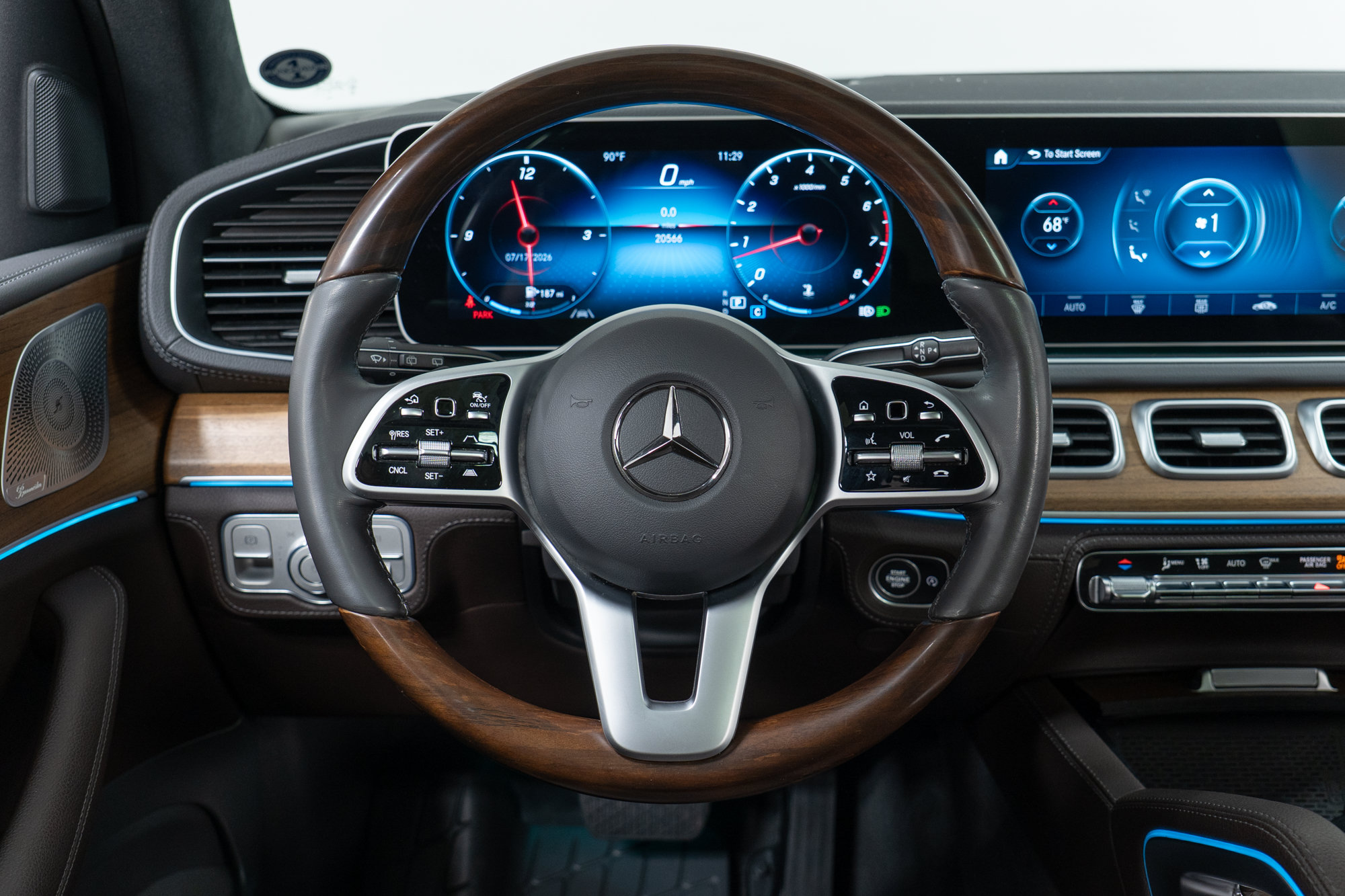 Used 2020 Mercedes-Benz GLE 350 4MATIC image 17