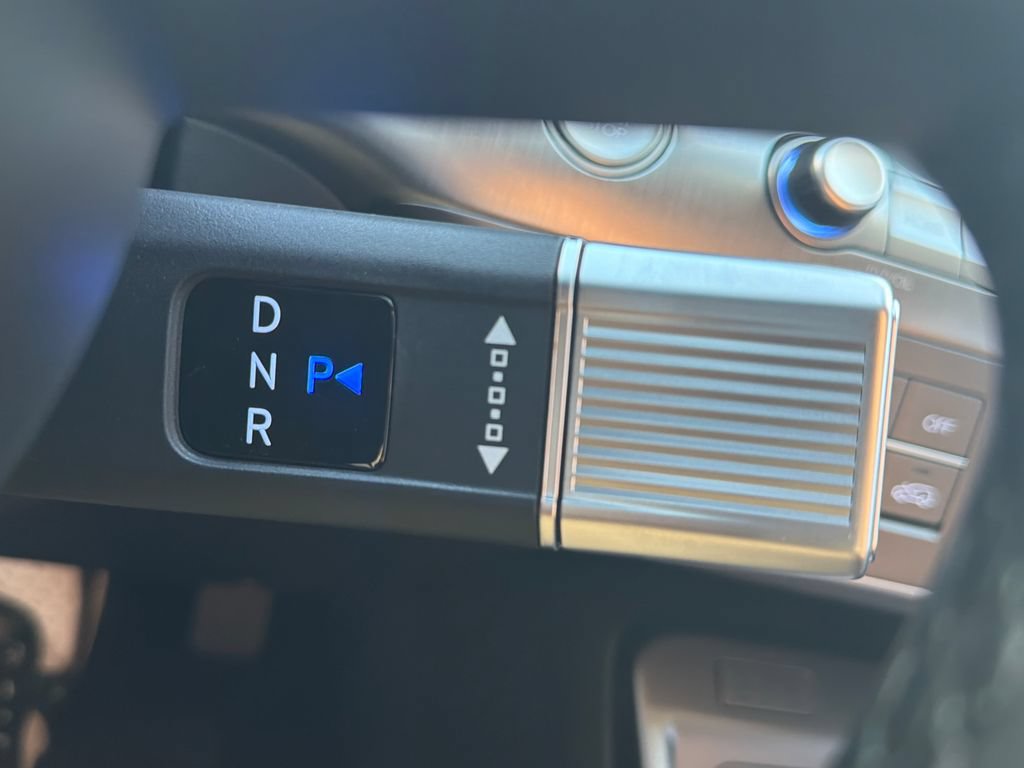 New 2026 Hyundai Kona SEL Premium FWD image 31