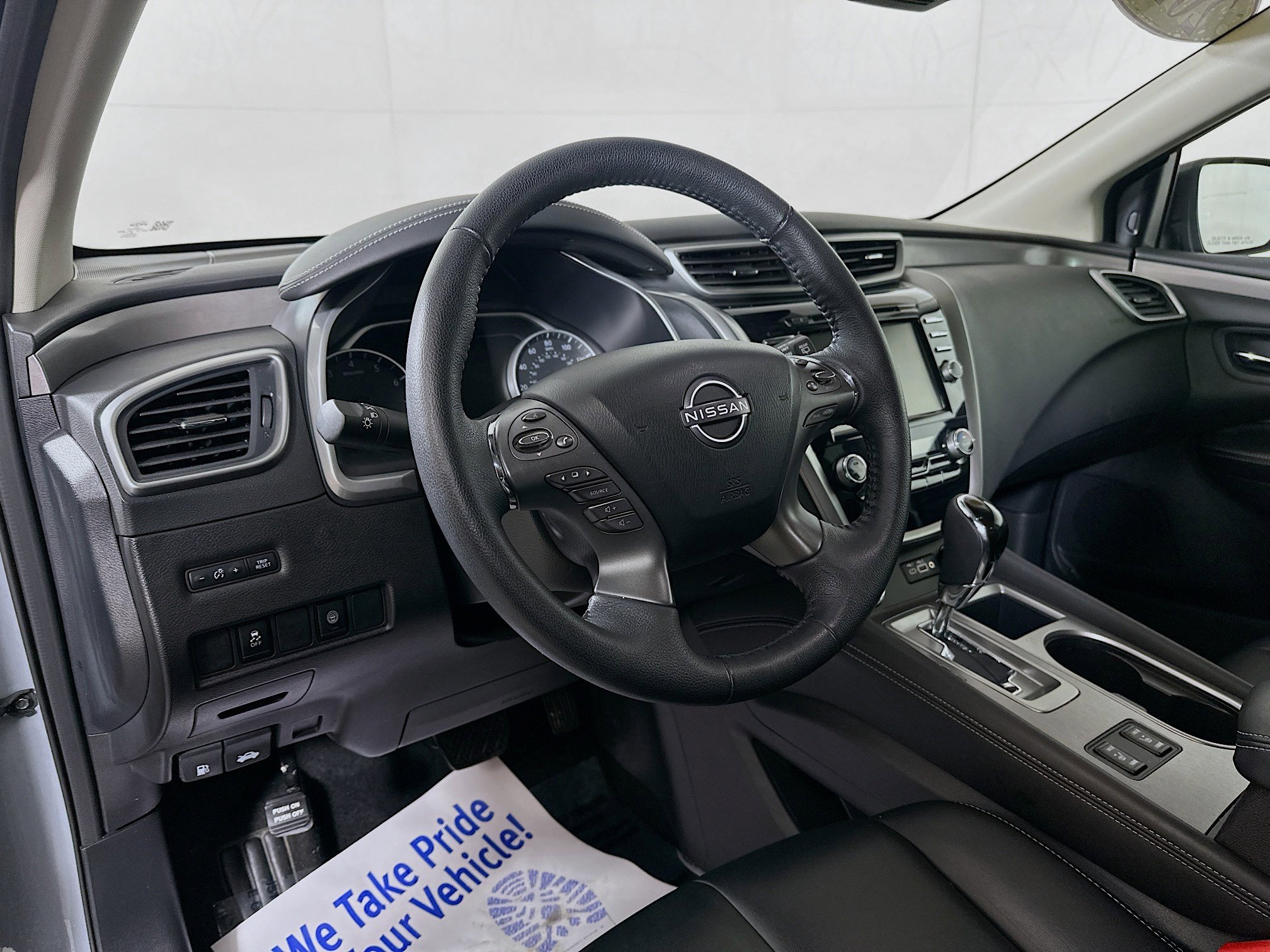 Used 2024 Nissan Murano SV w/ SV Midnight Edition Package image 9