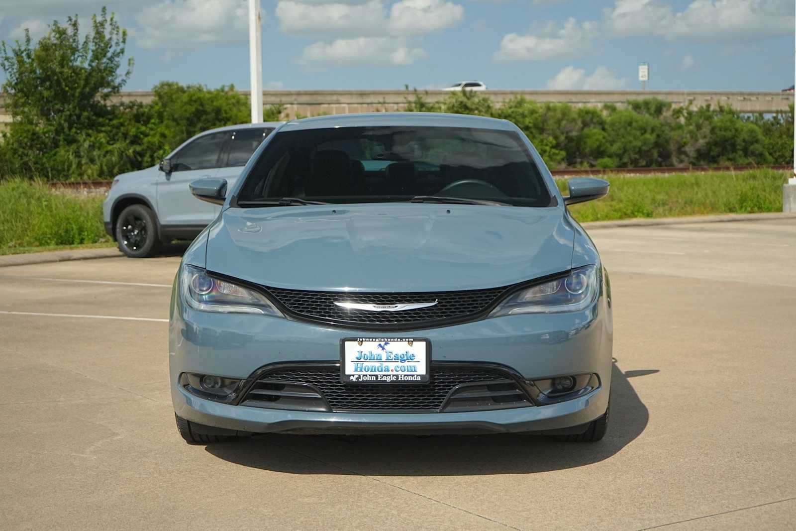 Used 2015 Chrysler 200 S w/ Navigation & Sound Group I FWD image 6