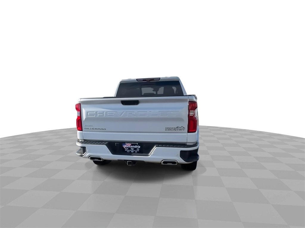 Certified 2023 Chevrolet Silverado 1500 High Country w/ Technology Package image 7