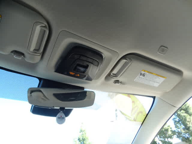 Used 2025 Toyota Corolla LE image 35