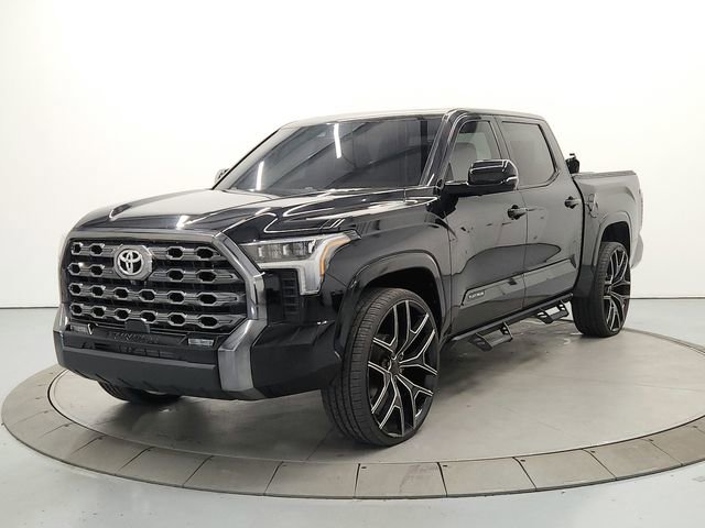 Used 2023 Toyota Tundra Platinum image 3