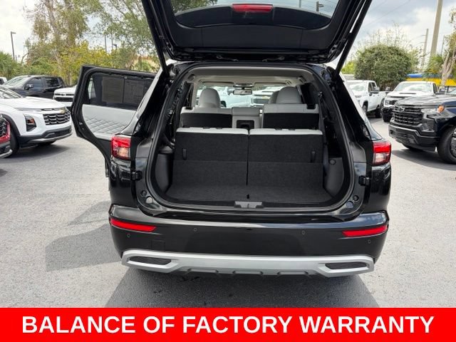 Used 2024 Mitsubishi Outlander SEL AWD/4WD image 17