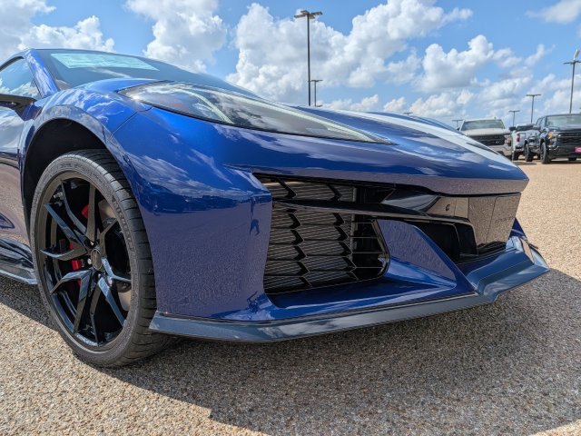 New 2027 Chevrolet Corvette Grand Sport w/ Z52 Sport Performance Package RWD image 33