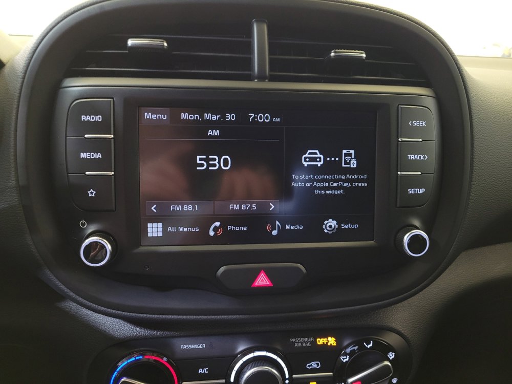 Used 2025 Kia Soul LX image 25