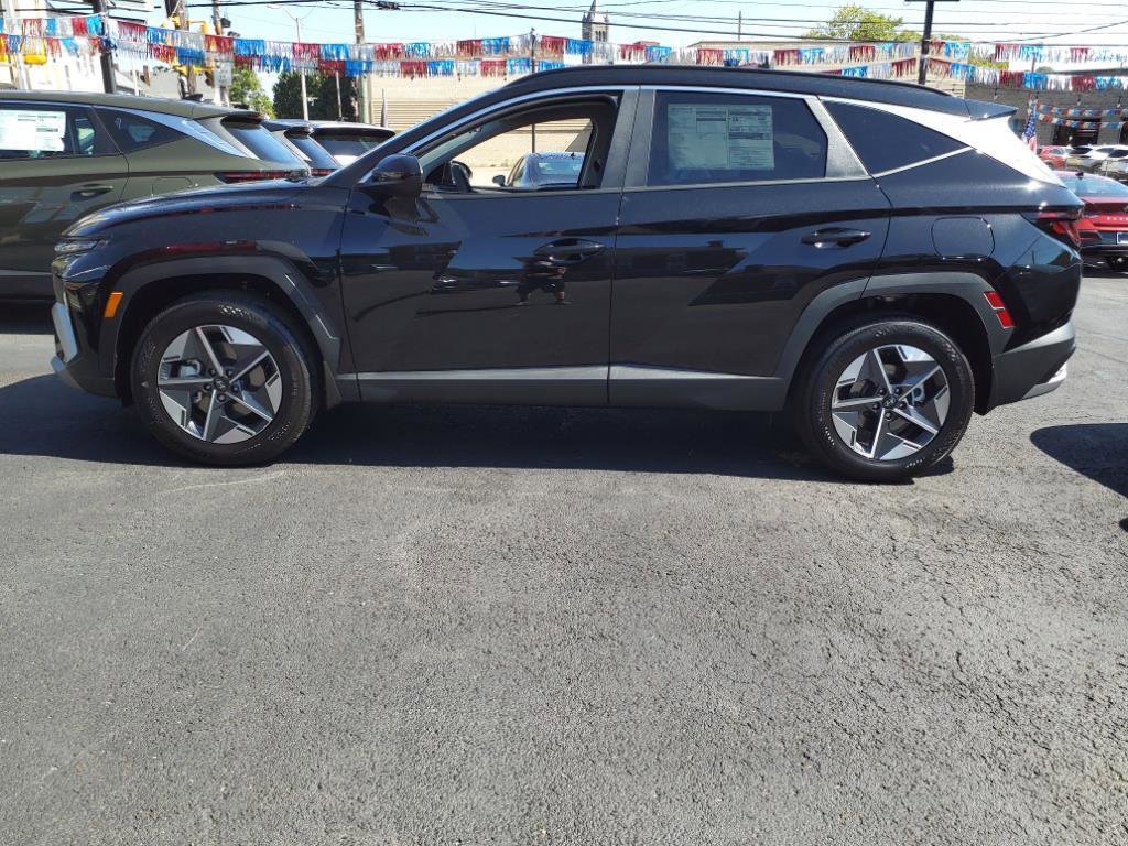 New 2025 Hyundai Tucson SEL image 2