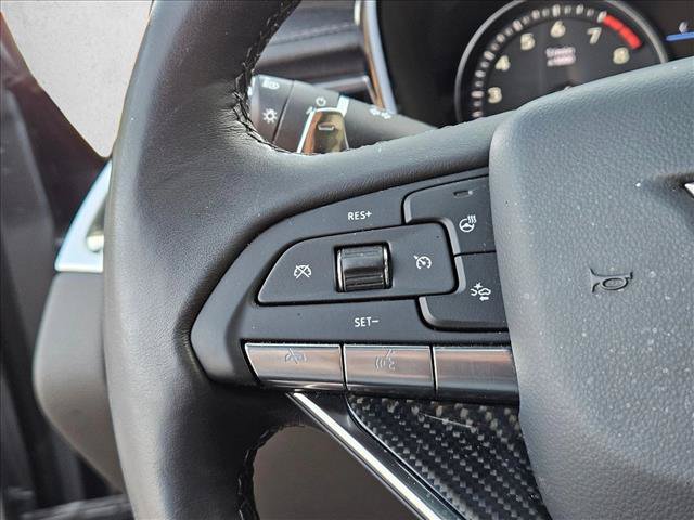 Used 2024 Cadillac XT6 Sport w/ Technology Package AWD/4WD image 23