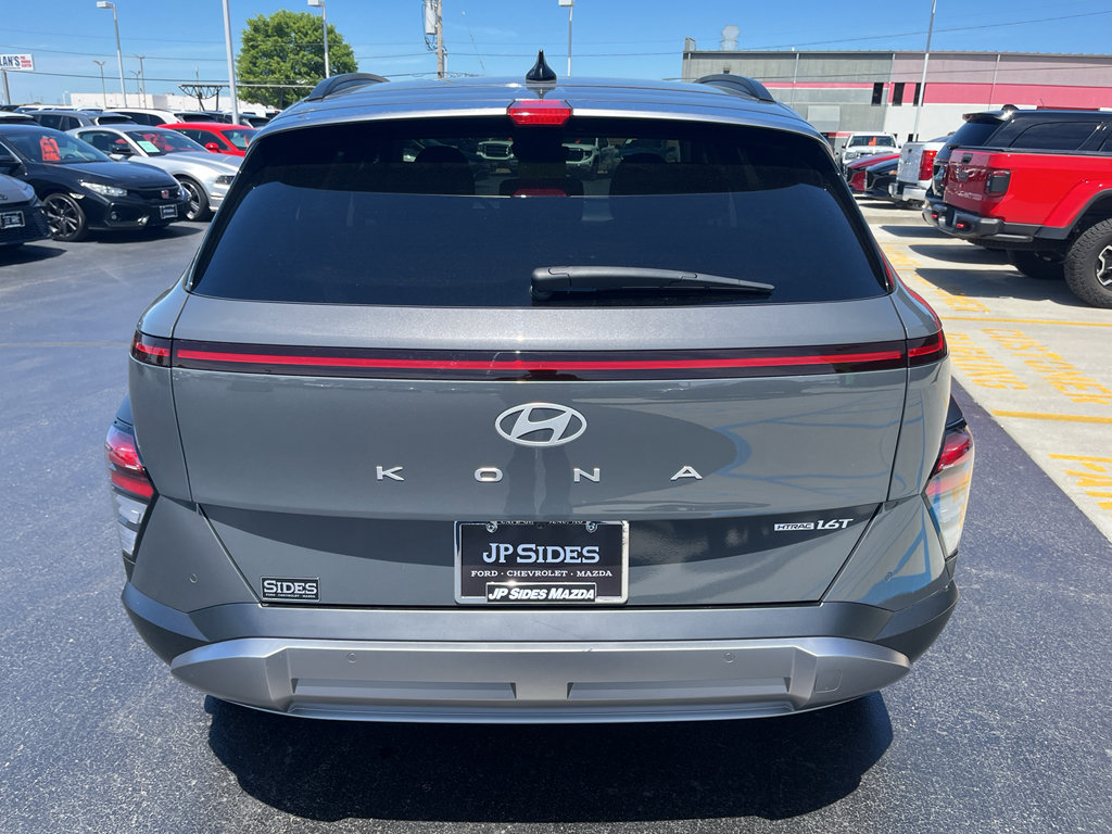 Used 2025 Hyundai Kona Limited AWD/4WD image 8