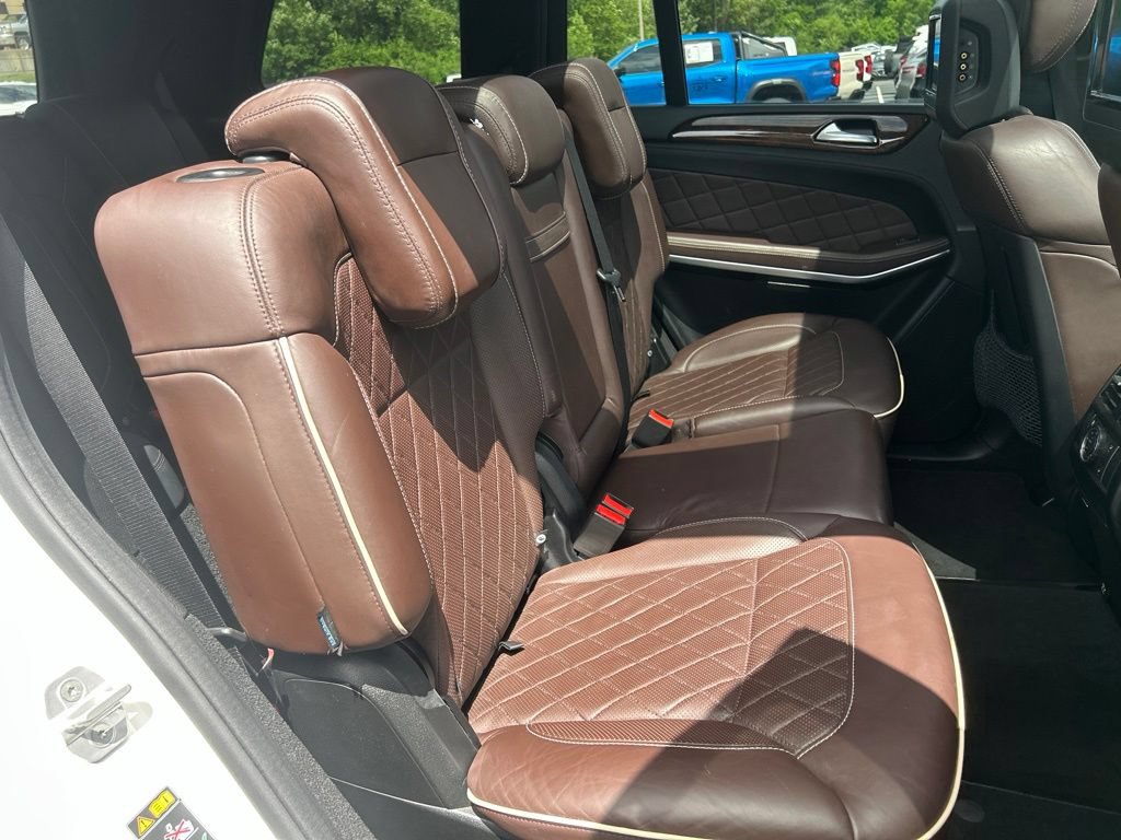 Used 2014 Mercedes-Benz GL 550 4MATIC image 47
