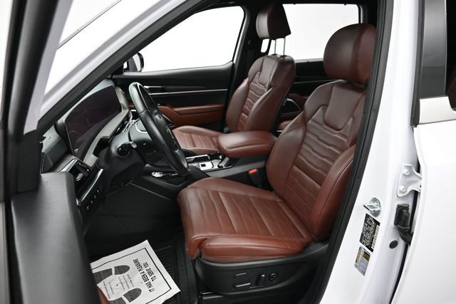 Used 2024 Kia Telluride SX Prestige AWD/4WD image 11