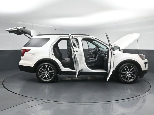Certified 2018 Ford Explorer Sport image 61