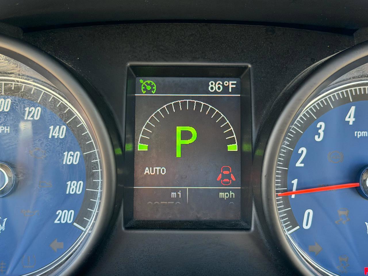 Used 2018 Maserati GranTurismo Sport RWD image 17