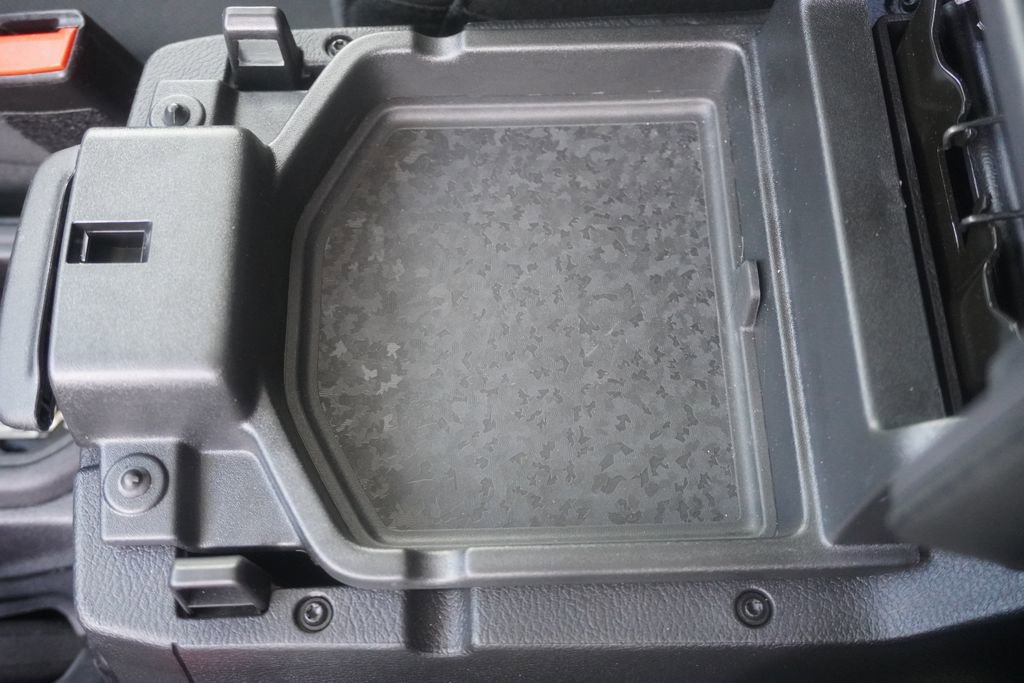 Used 2022 Jeep Gladiator Willys AWD/4WD image 19