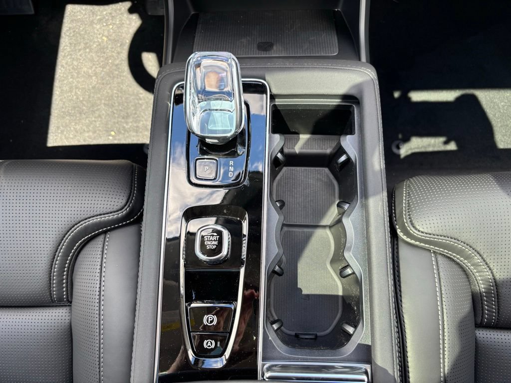 New 2026 Volvo XC90 B6 Ultra w/ Protection Package AWD/4WD image 13