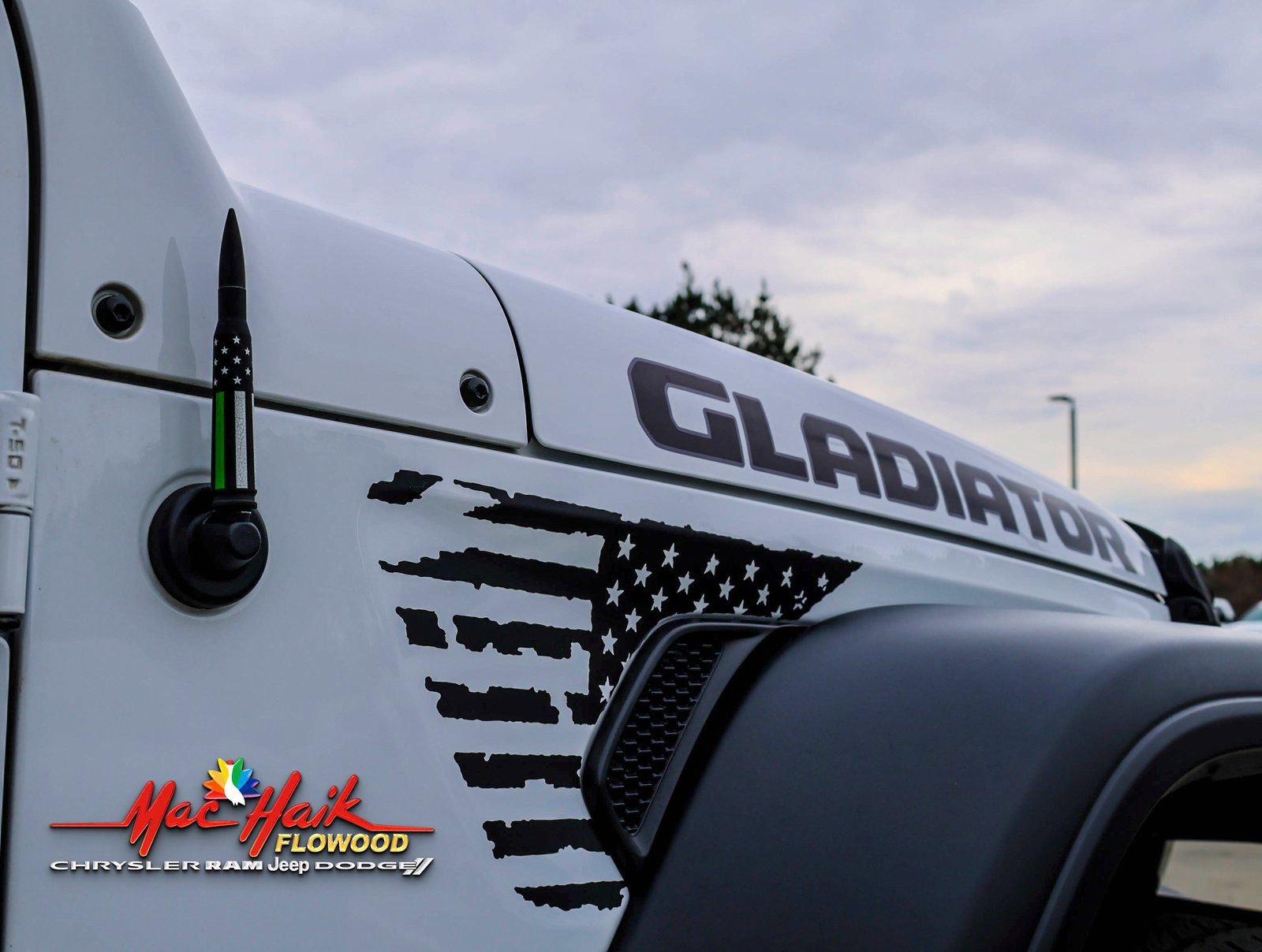 Used 2023 Jeep Gladiator Sport image 16