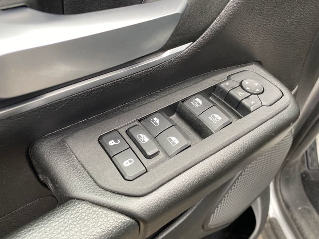 Used 2025 RAM 1500 Big Horn AWD/4WD image 16