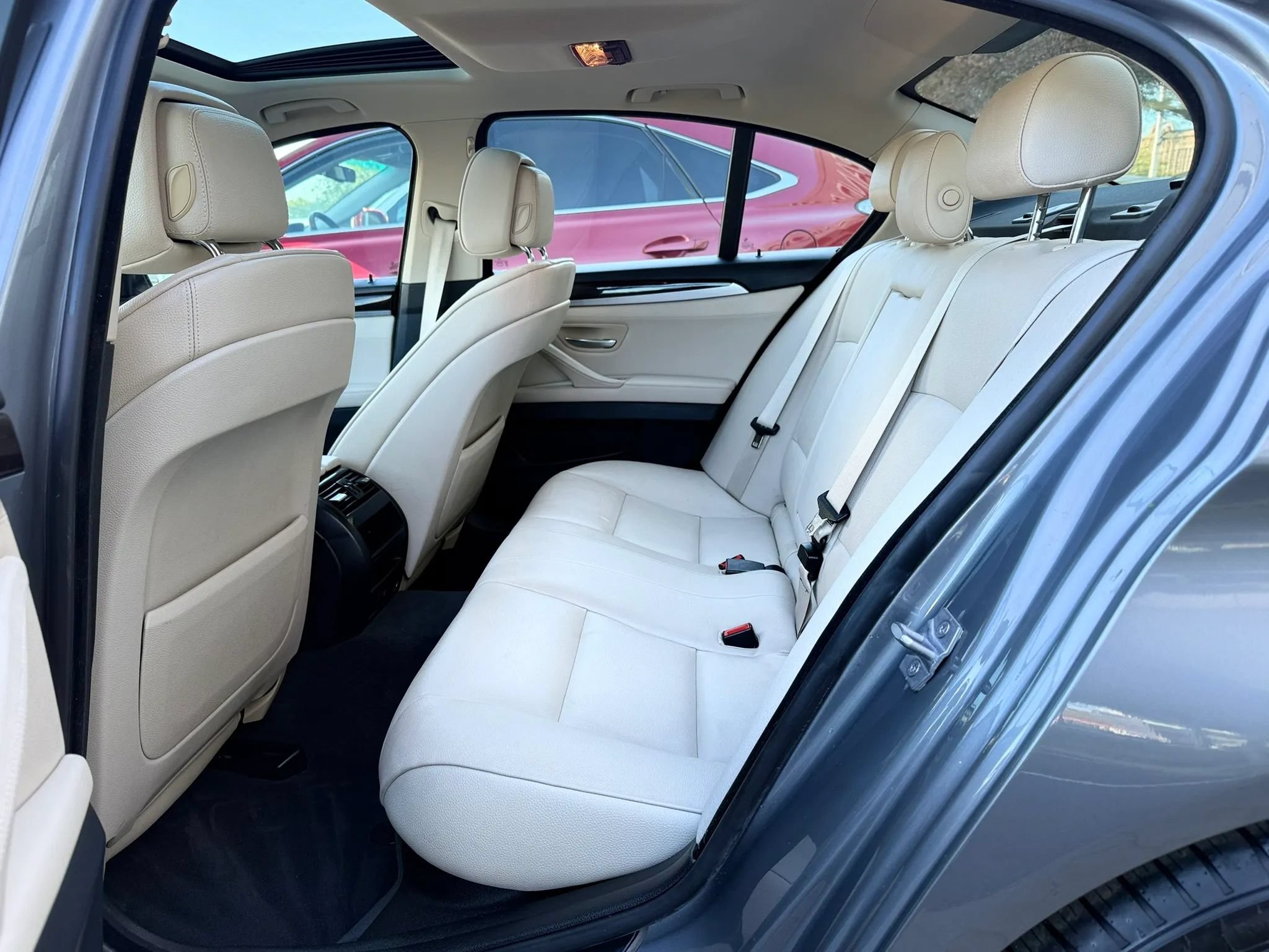 Used 2013 BMW 528i Sedan RWD image 30