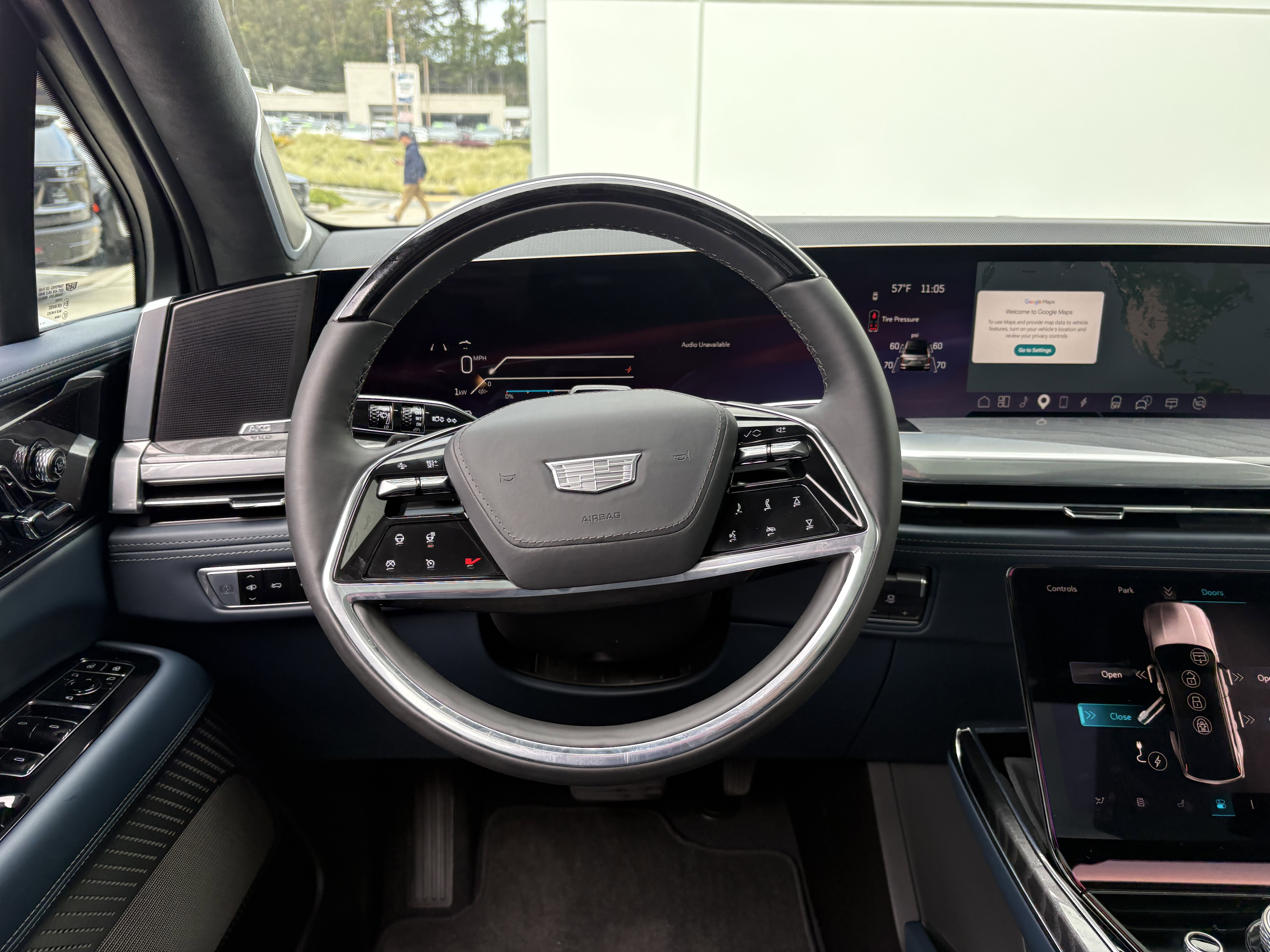 New 2025 Cadillac Escalade IQ Sport 2 w/ LPO, ONYX Package AWD/4WD image 19